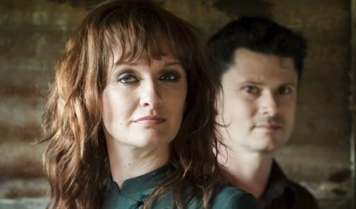 Kathryn Roberts & Sean Lakeman - The Ballad of Andy Jacobs (Live Video) 